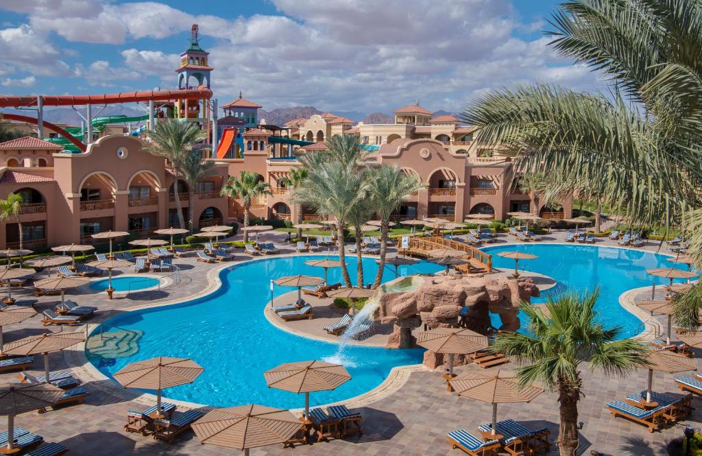 Charmillion Gardens aqua park